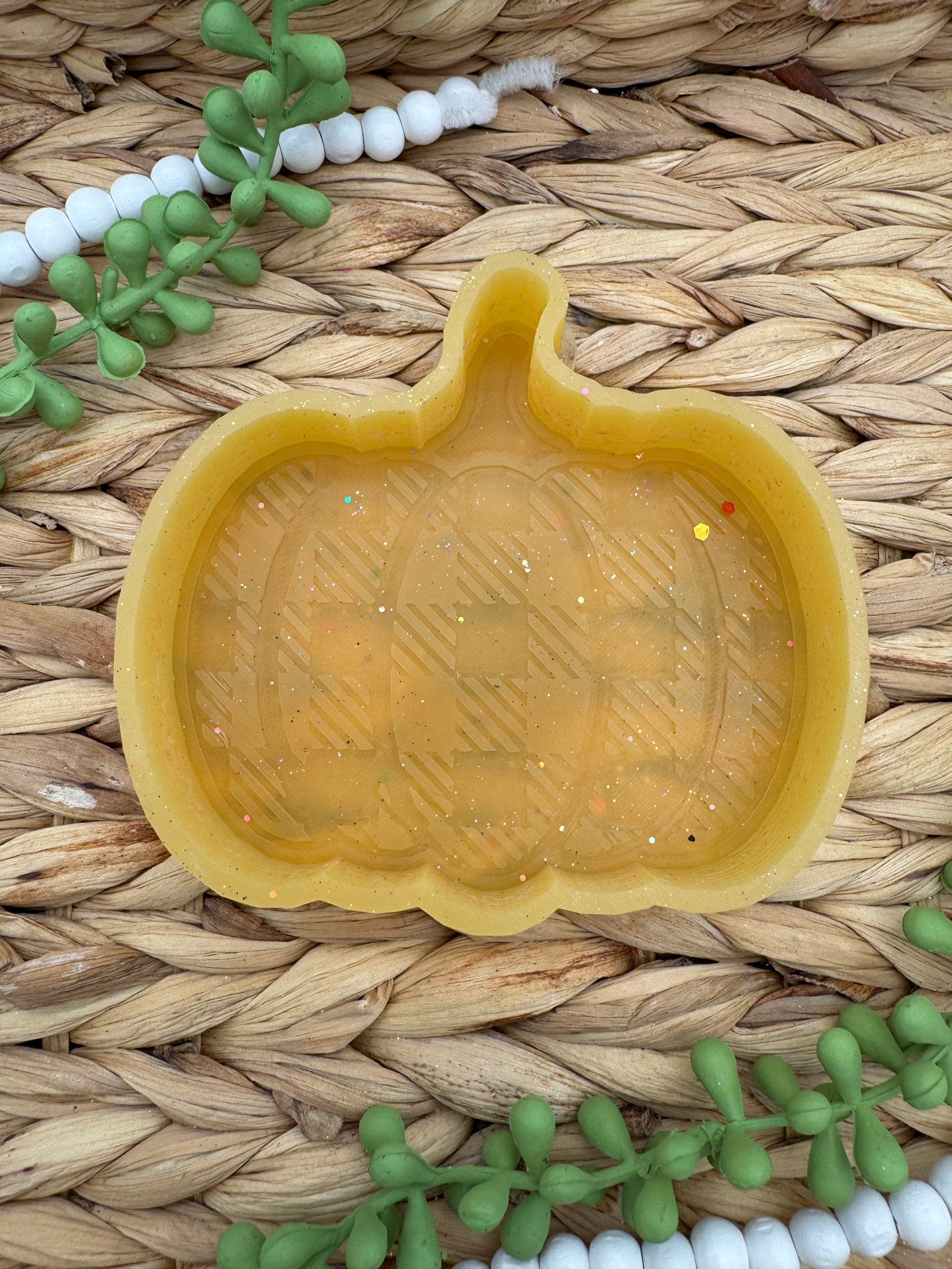 Plaid Pumpkin - USED - Natollie