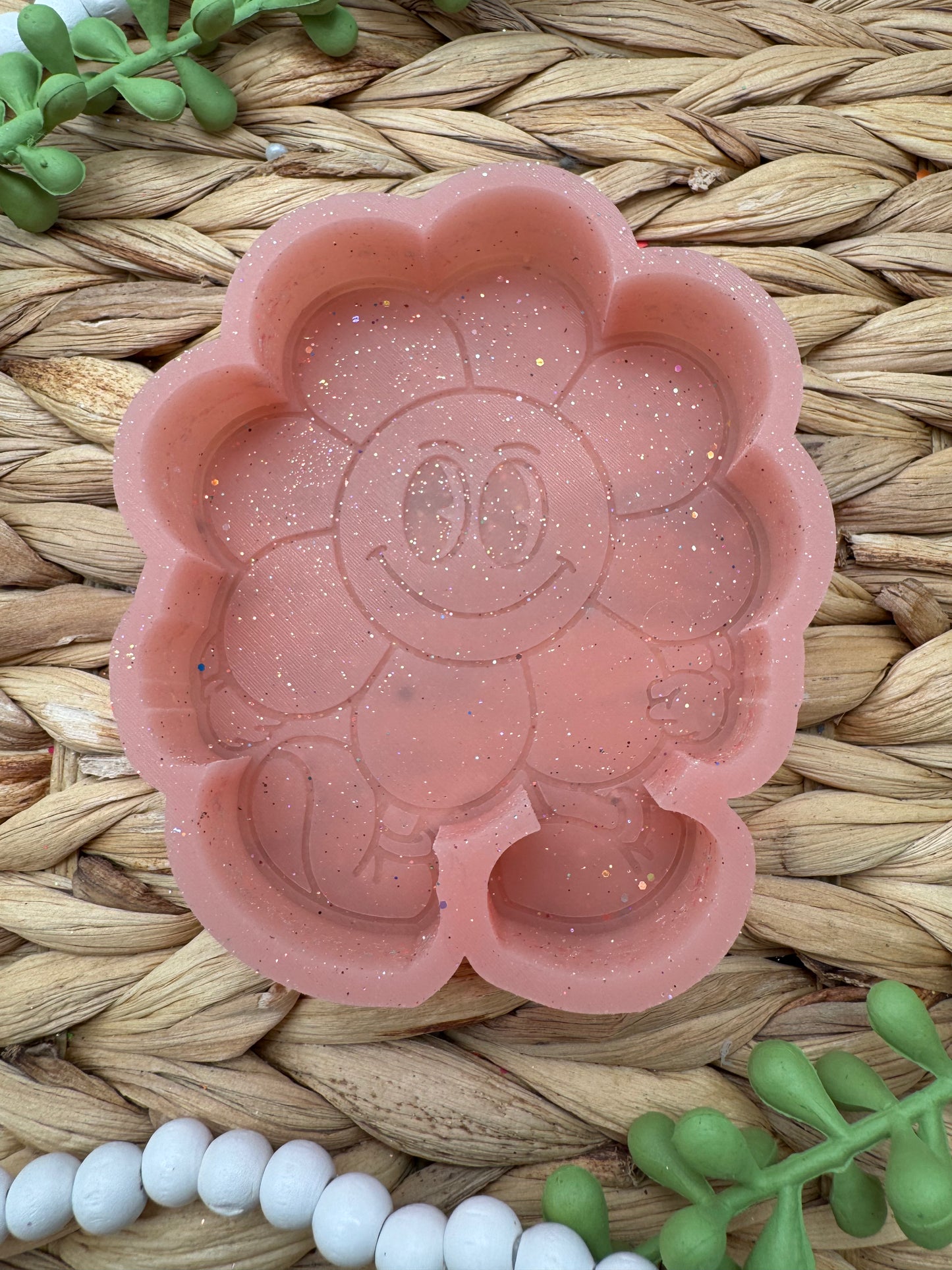 Retro Flower - USED - Retail by Hales