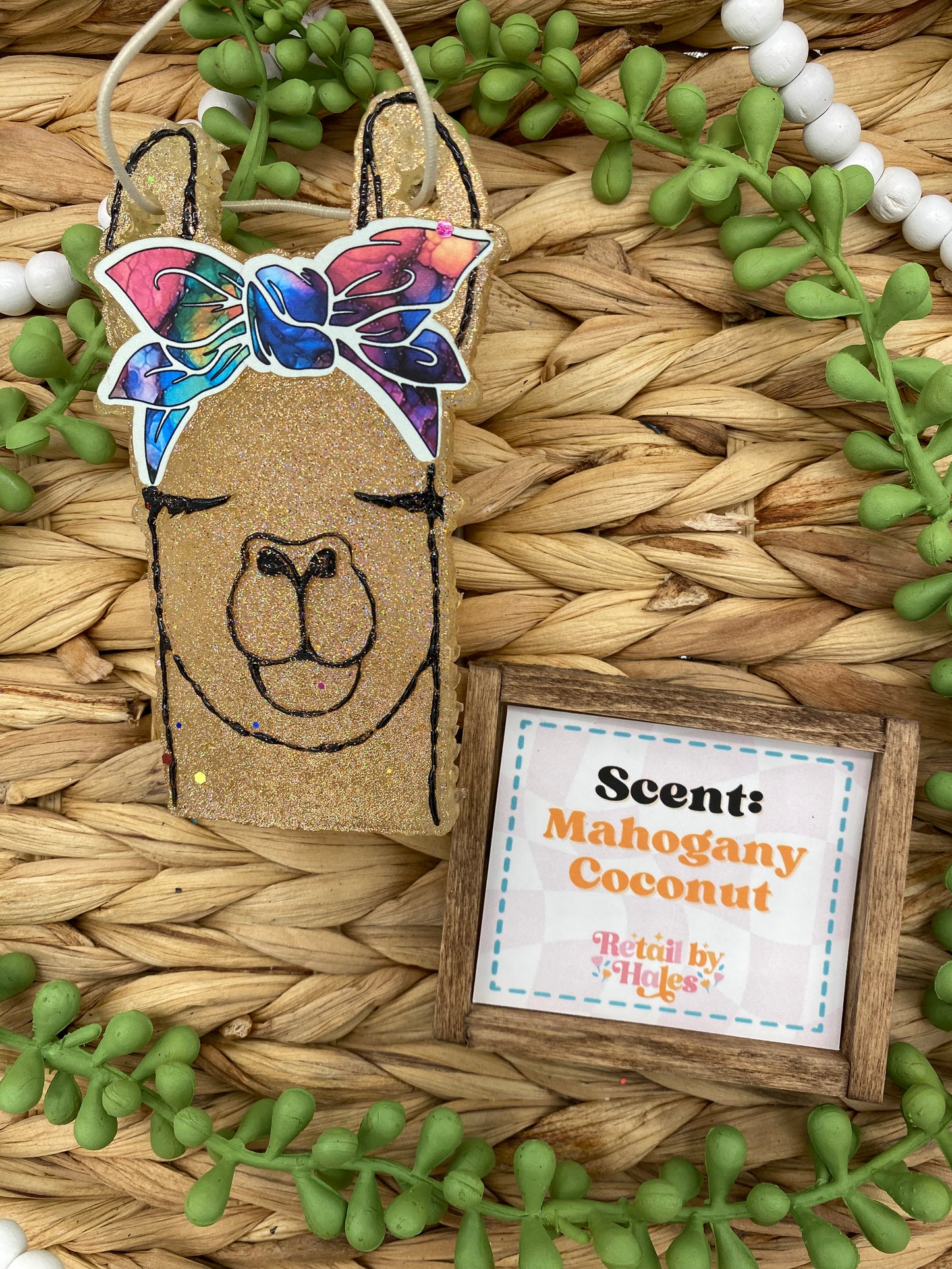 38- Llama- Mahogany Coconut - Animal, Farm, Western, Bow,
