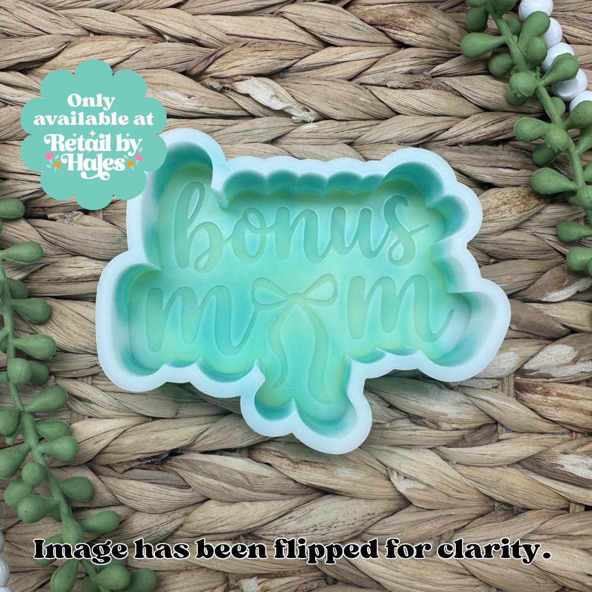Bonus Mom with Bow Freshie Mold, bonus Mom Freshie mold, stepmom freshie, mother's day freshie mold, simple freshie mold, beginner freshie