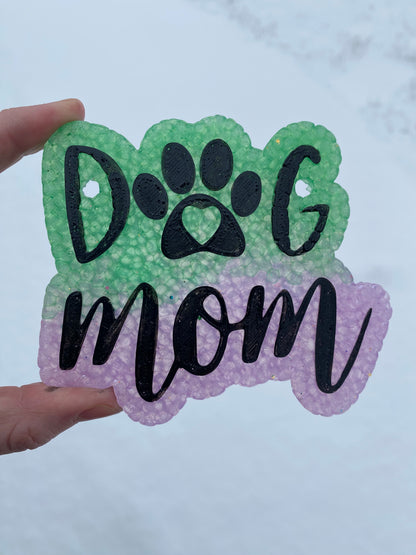 Dog Mom Detailed Freshie