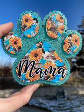 Load image into Gallery viewer, Mama Paw Print Freshie
