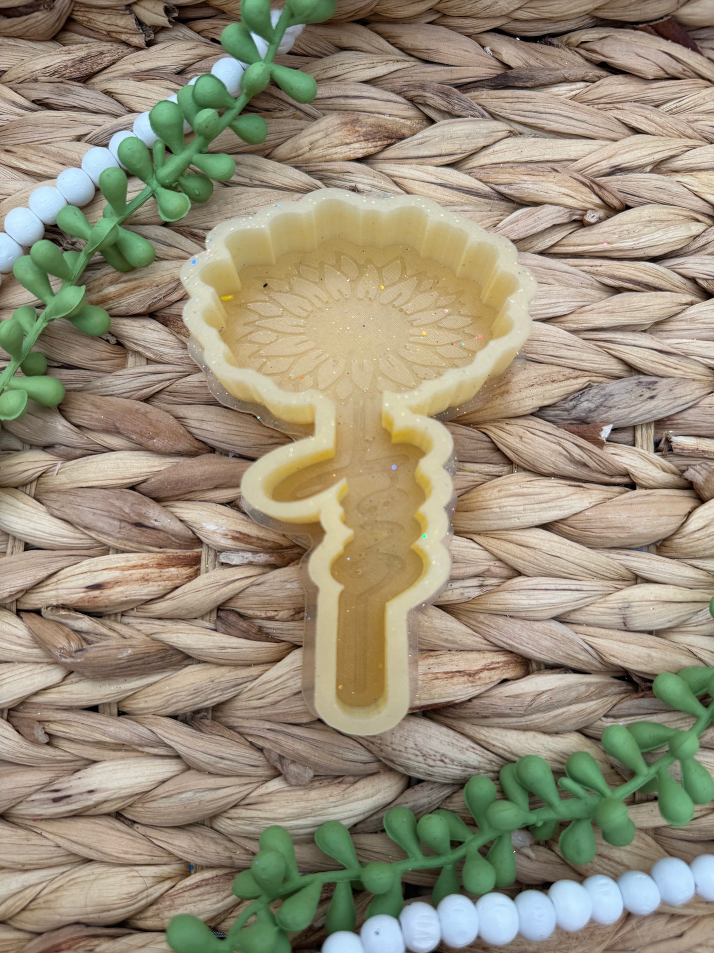 Love Sunflower Mold - USED - Natollie