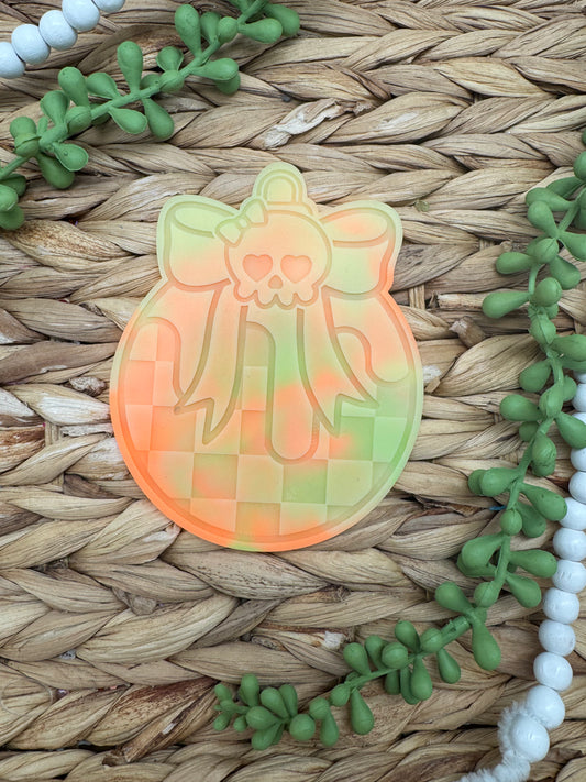 RTS- Skull ornament INSERT