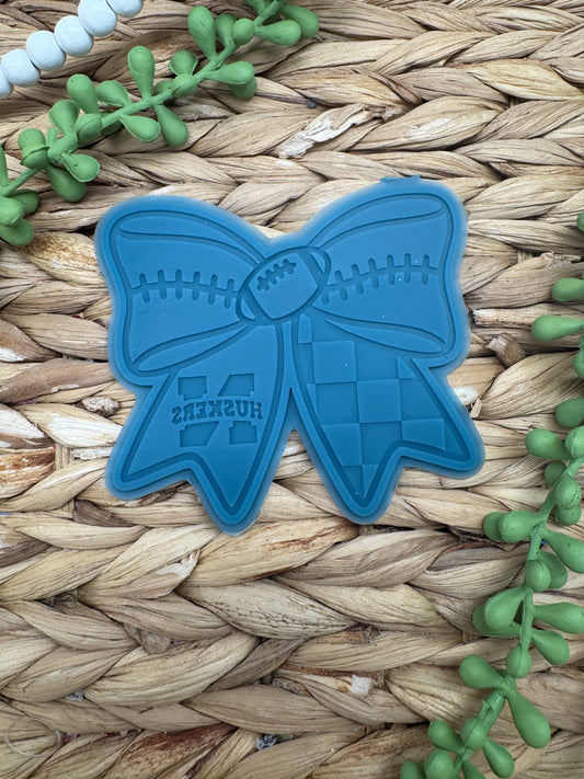 B Grade- nebraska huskers football bow INSERT