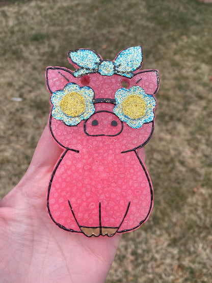 Pig with Flower Glasses Freshie Silicone Mold, western freshie ideas, farm silicone molds, farm animal, cute freshie molds, bestselling