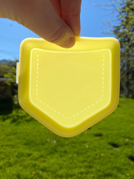 Jean Pocket Mold, cardstock freshie mold, free cardstock help, easy freshie molds, simple silicone mold, cheap freshie mold, beginner
