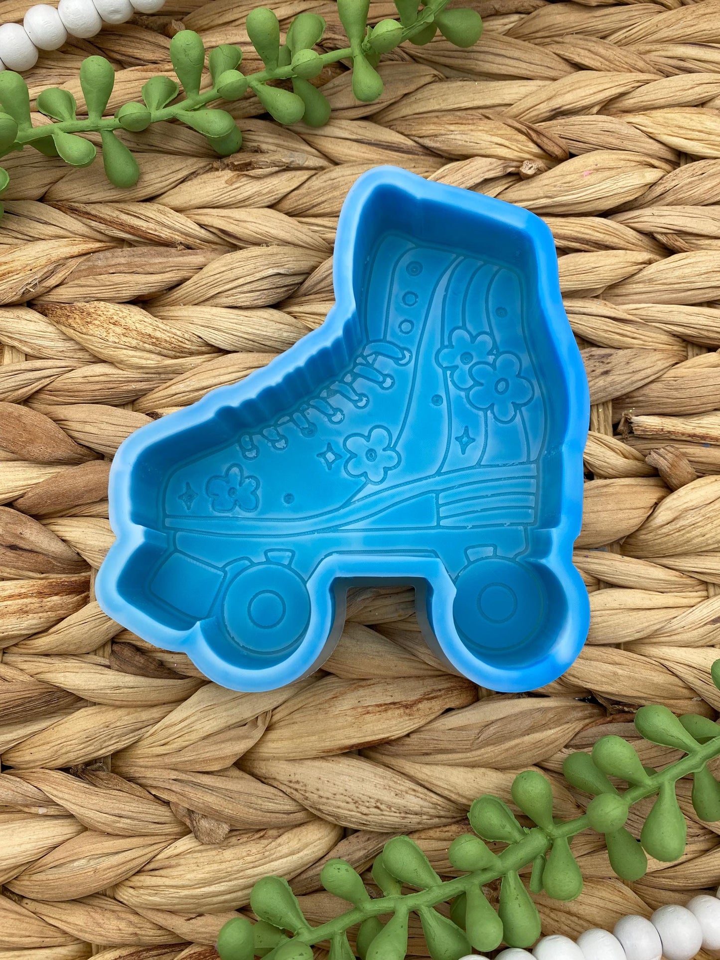 Retro Roller Skate Freshie Mold, 80's freshie molds, 90's freshie mold, skating freshie mold, summer freshie molds, vintage freshie mold