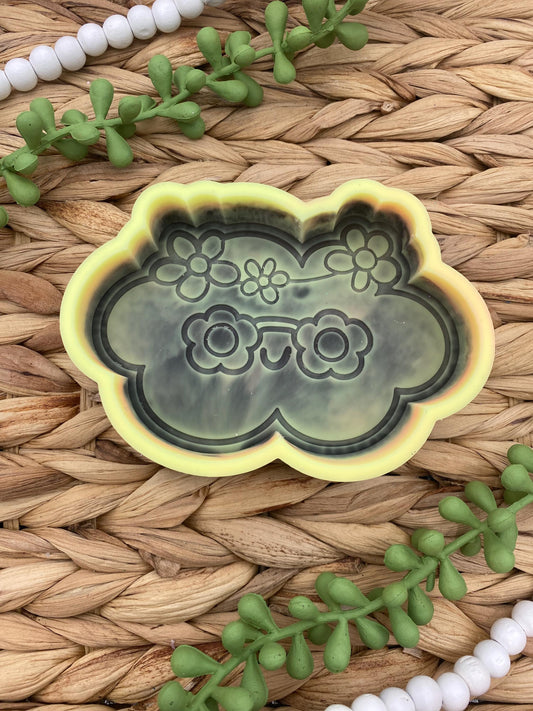 Spring Freshie Mold, cloud car freshie design oven safe silicone molds for wax melts mold for resin bath bomb silicone mold, smiley cloud