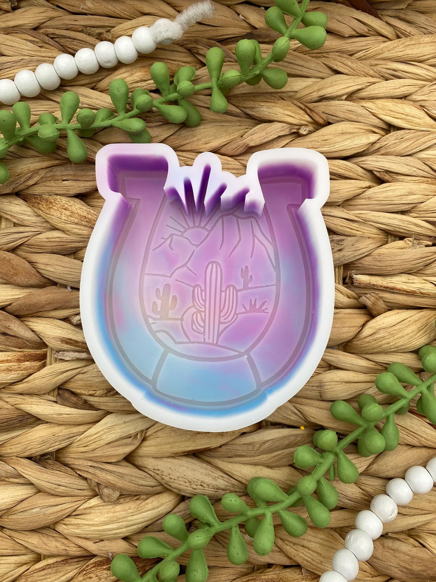 Desert Horseshoe Freshie Mold, freshie making supplies, plant freshie molds, desert silicone mold, western freshie molds, cactus scene