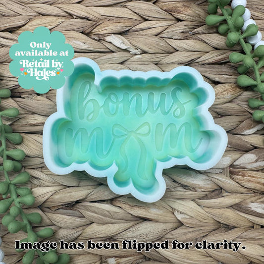 Bonus Mom with Bow Freshie Mold, bonus Mom Freshie mold, stepmom freshie, mother's day freshie mold, simple freshie mold, beginner freshie
