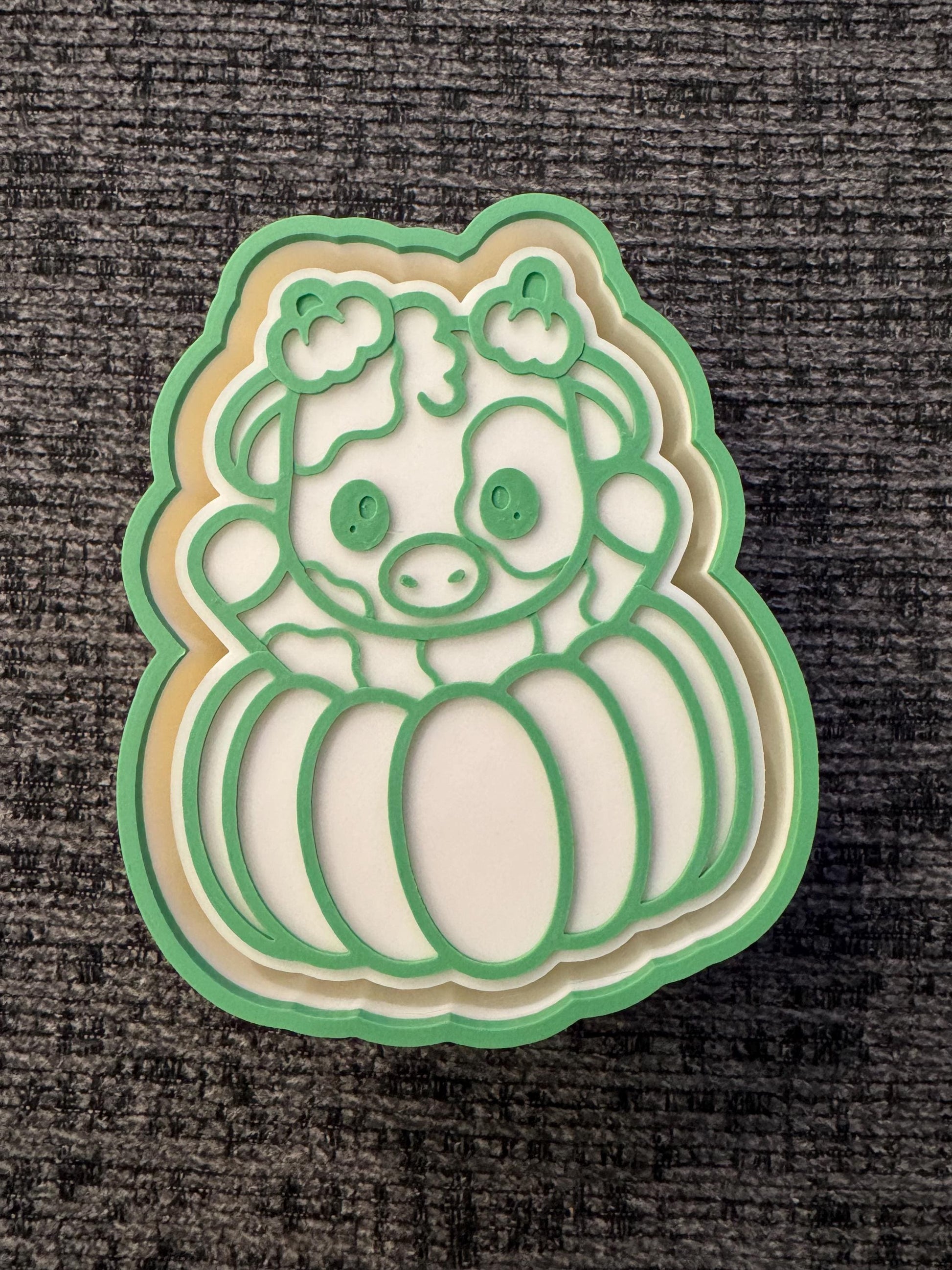 Cow in pumpkin Freshie Mold, western freshie molds, pie freshie mold, fall freshie mold, pumpkin freshie mold, cute highland cow mold