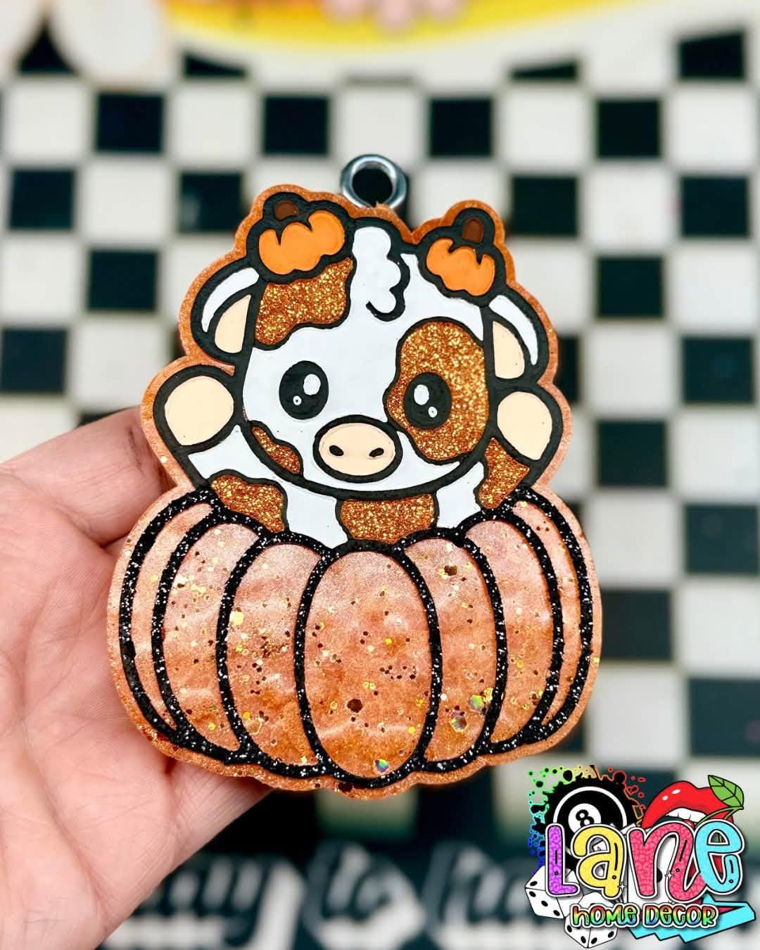 Cow in pumpkin Freshie Mold, western freshie molds, pie freshie mold, fall freshie mold, pumpkin freshie mold, cute highland cow mold