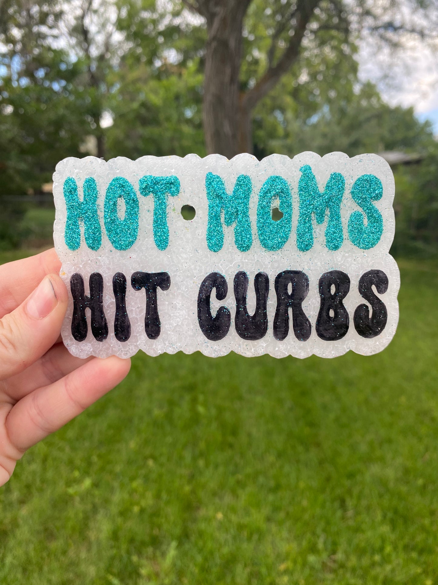 Hot Moms Hit Curbs Freshie