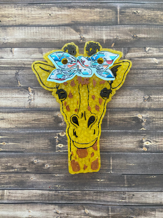 Giraffe with Bow Freshie